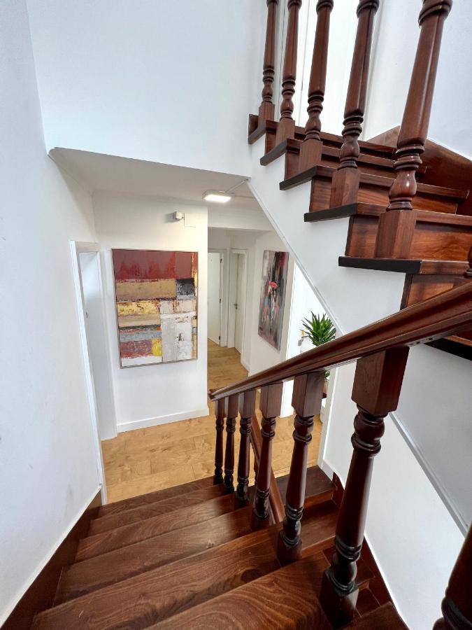 Oeiras Beach Private Room 9 - Double Bedroom With Shared Bathroom & Terrace โอเอรัช ภายนอก รูปภาพ